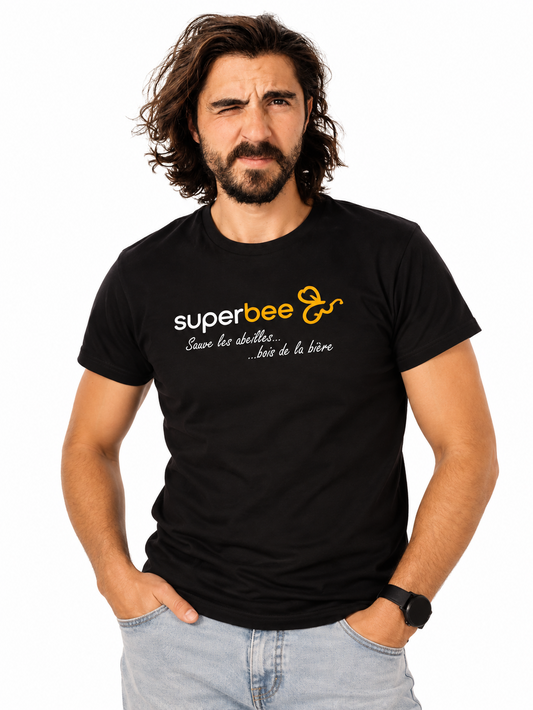 Portrait commercial du t-shirt iconique Superbee